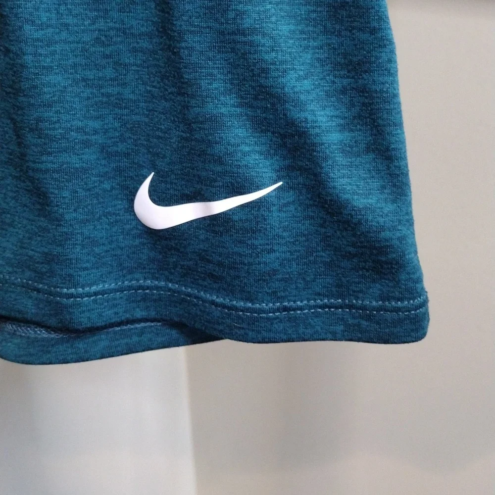 Nike Dri-fit Top Size Small